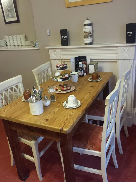 The Witney Guest House Esterno foto